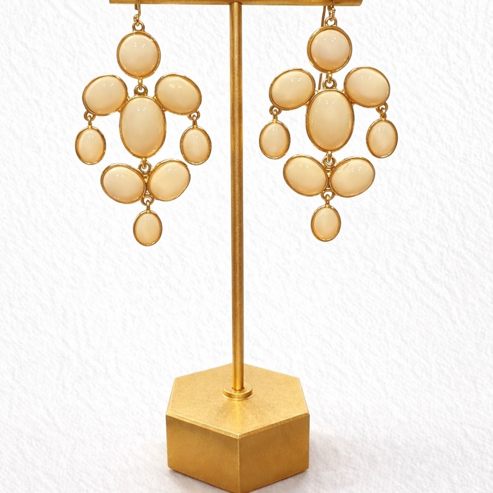 Vintage‎ Inspired Cream Cabochon Chandelier Earrings Gold Tone Statement